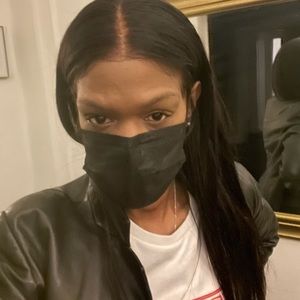 Meet your Posher, Shawna